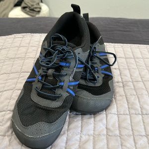 Xero Women's training sneakers